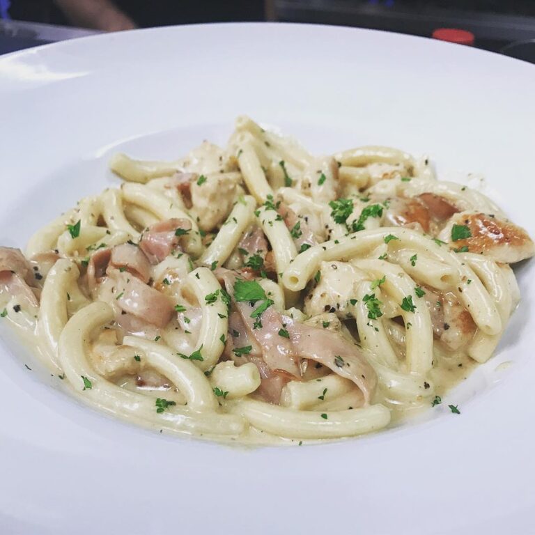 43950883 1901197609928208 565229266795495424 n 768x768