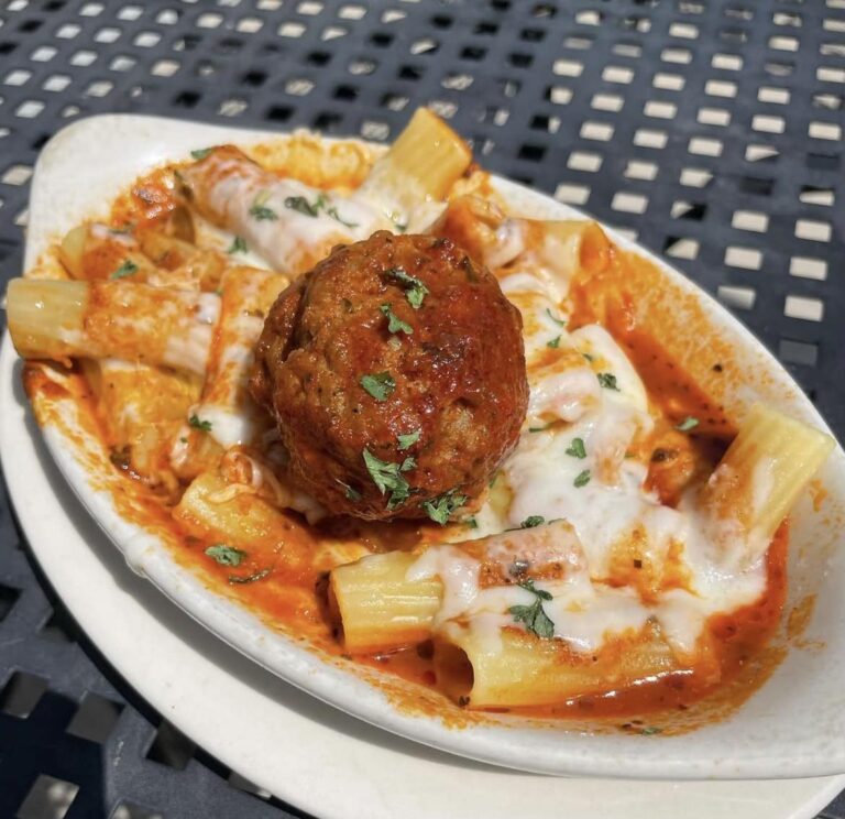 440578260 836047018569748 8585458366685031285 n 768x744