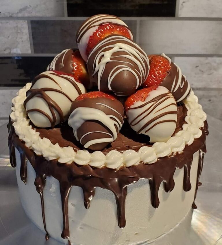 classicgourmetfoodtruck3 768x847