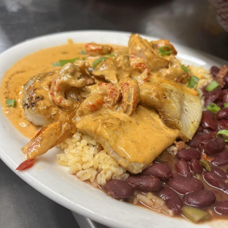 428680755 1005365374926653 3526609521715316464 n 2 768x769