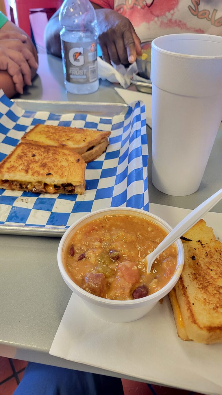 448278272 1002654655200365 6785512883397819575 n 768x1364