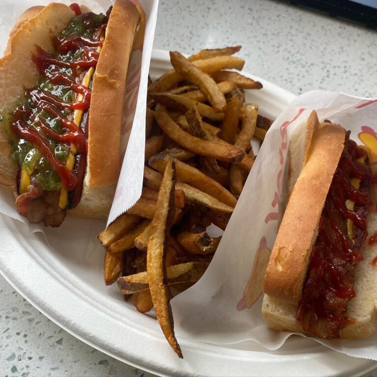 448316351 18006358469596757 2344107125702604294 n 768x768