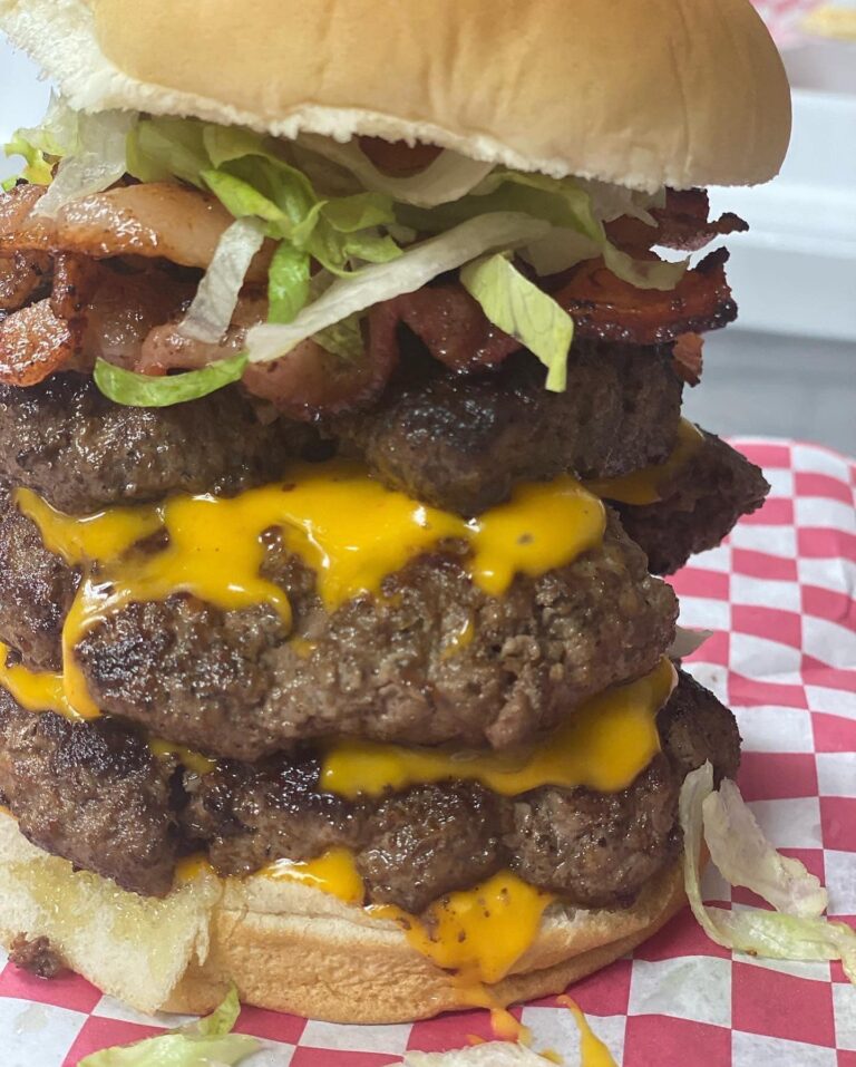 455721402 530402789510739 2446668834763921343 n 768x957